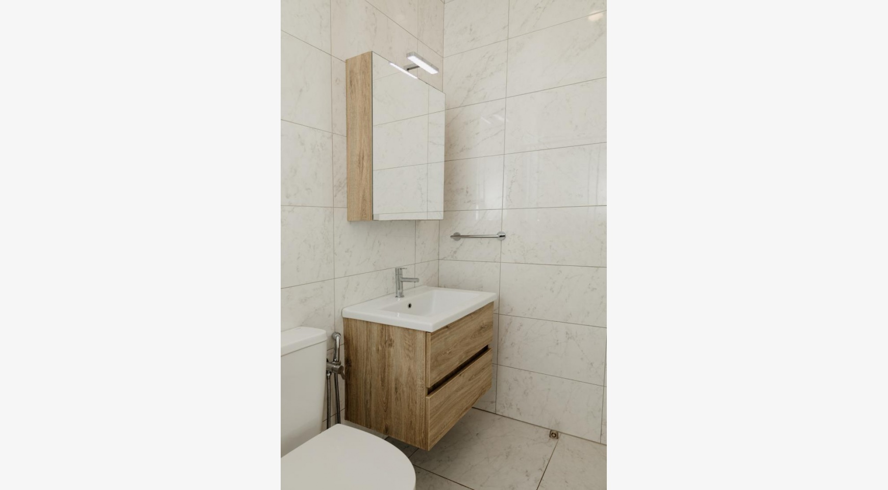Urban City Residences, B 201. 3 Bedroom Apartment within a New Complex in the City Centre - 44